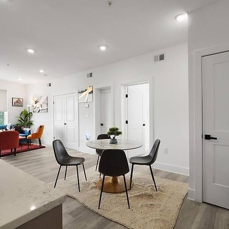 Enjoy City Skyline Views From Private Roofdeck! Washington Exterior photo